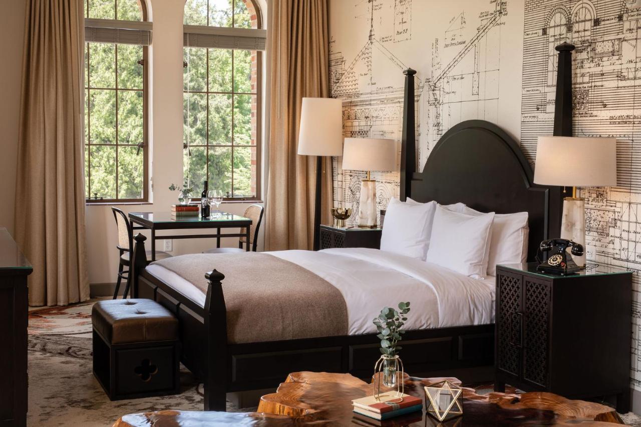 The Lodge At St Edward Park Kenmore Екстериор снимка